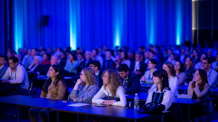Students attending an ISPE conference